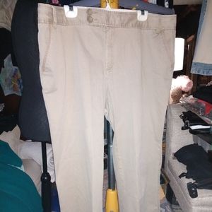 Woman's Straight Leg Pants